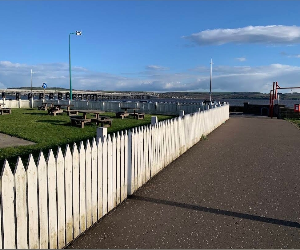 Riverside Park Dundee logo