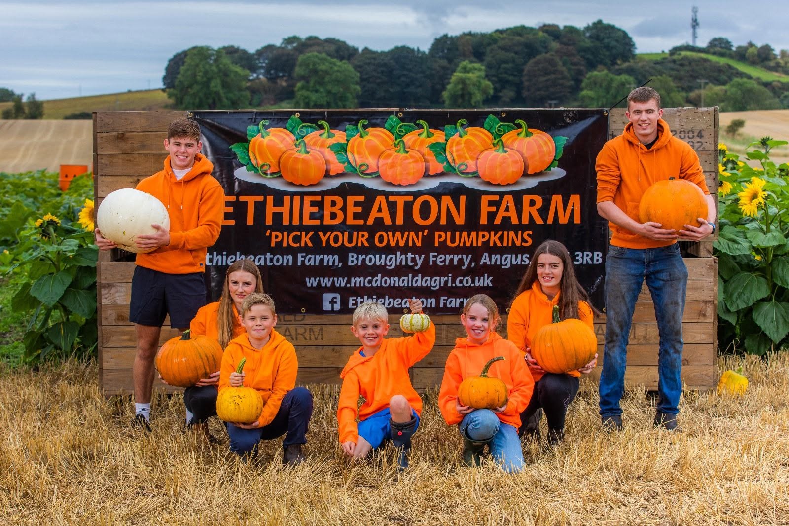 Ethiebeaton Farm logo