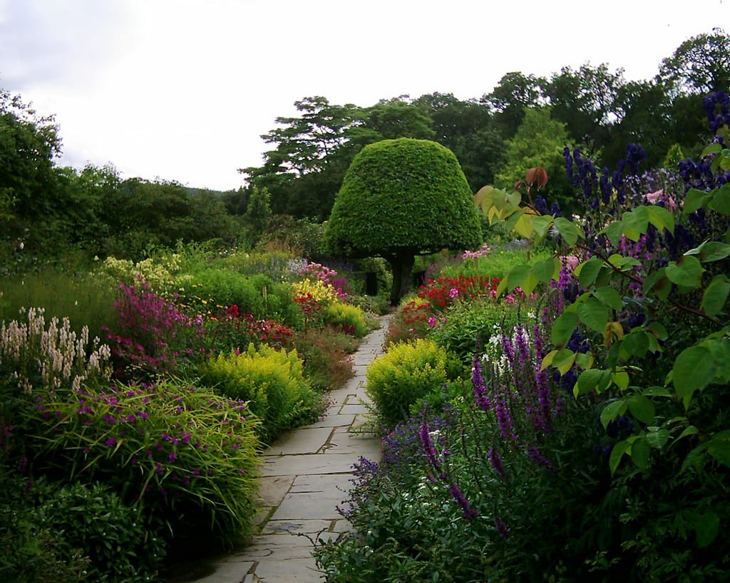 Crathes Castle & Gardens