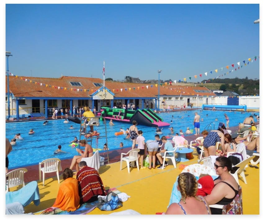 Stonehaven Heated Open Air Swimming Pool